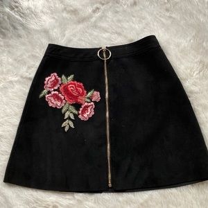 Y2K Boho Vero Moda Faux Black Suede Mini Skirt Size M